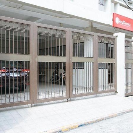 Reddoorz Plus Near Osmena Highway 2 Manila Ngoại thất bức ảnh
