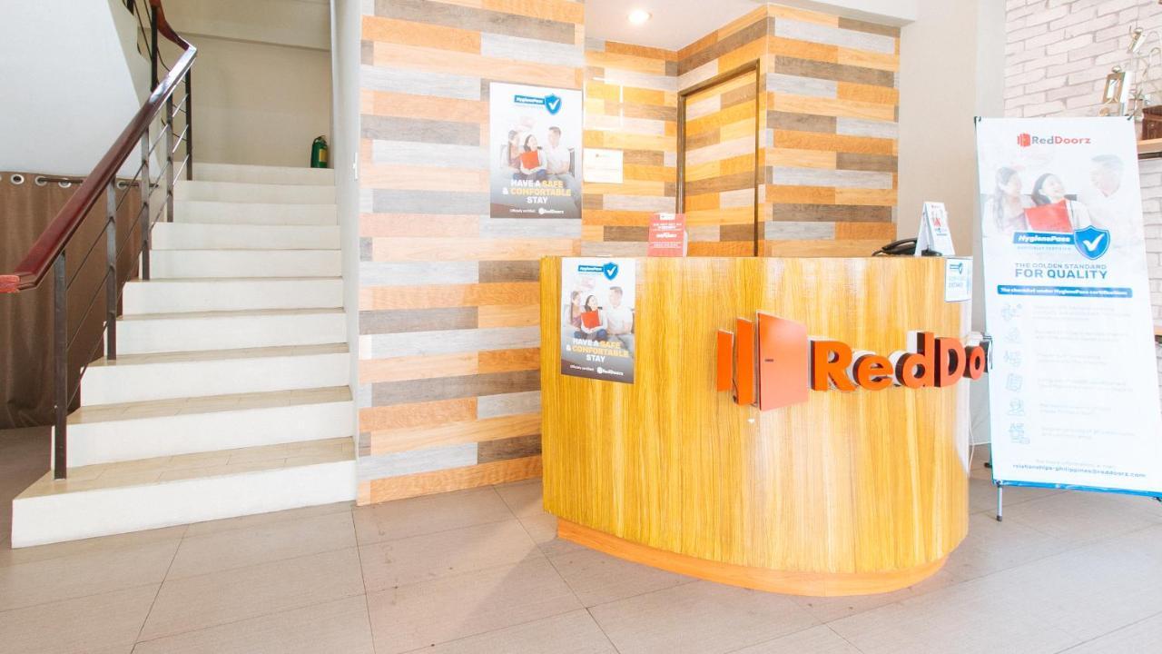 Reddoorz Plus Near Osmena Highway 2 Manila Ngoại thất bức ảnh