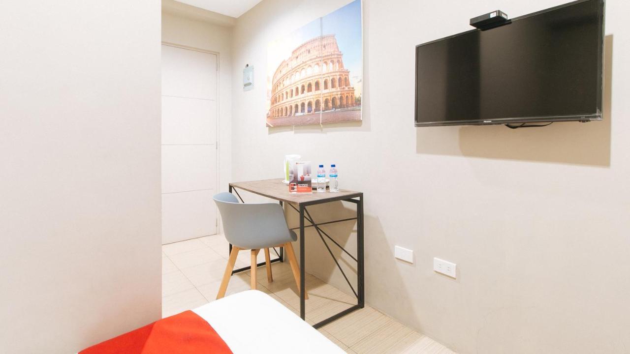 Reddoorz Plus Near Osmena Highway 2 Manila Ngoại thất bức ảnh