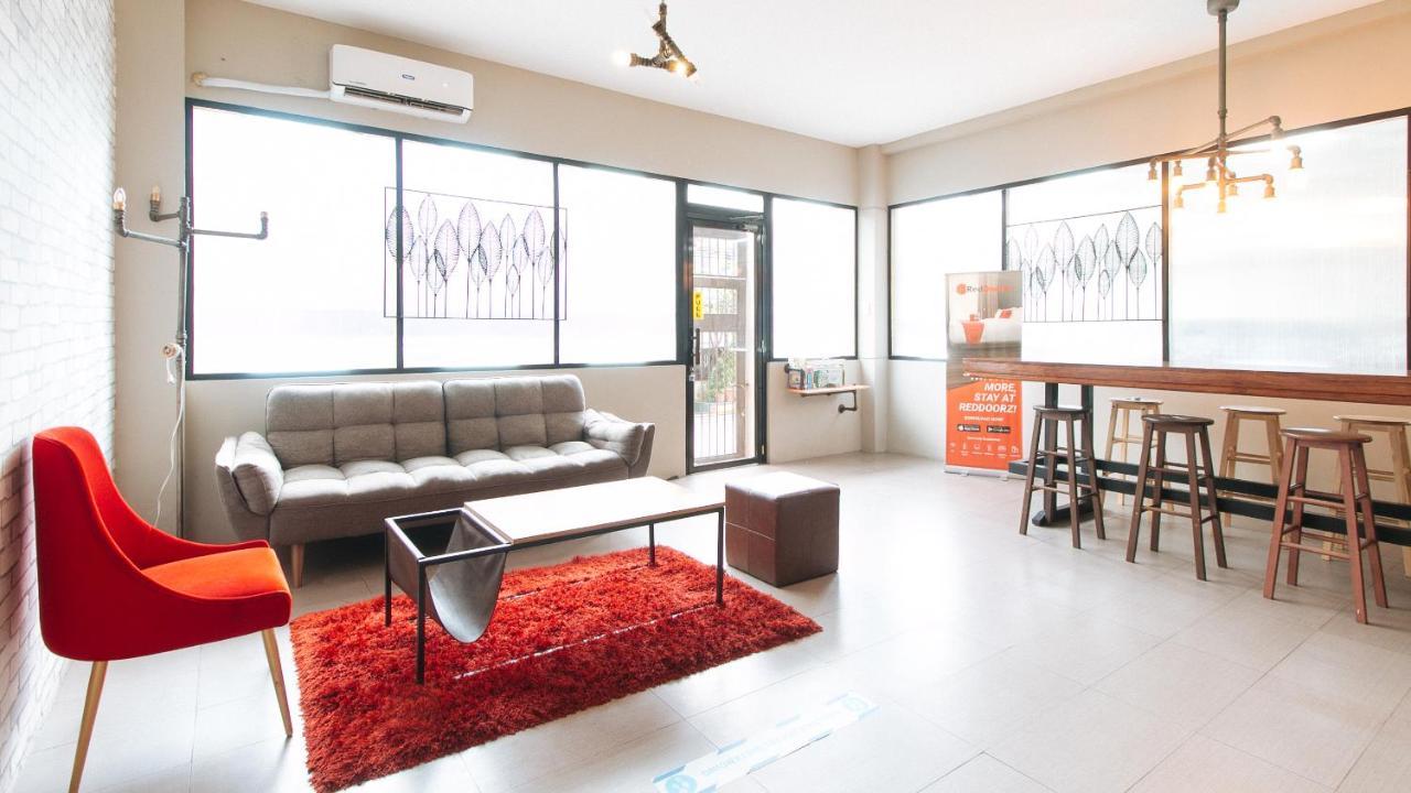 Reddoorz Plus Near Osmena Highway 2 Manila Ngoại thất bức ảnh