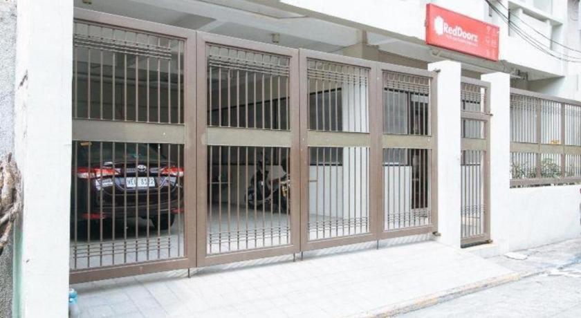 Reddoorz Plus Near Osmena Highway 2 Hotel Manila Ngoại thất bức ảnh