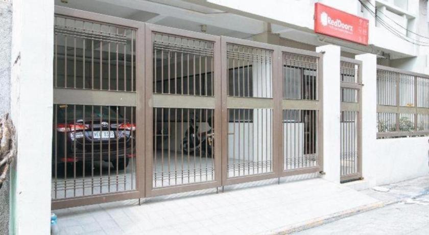 Reddoorz Plus Near Osmena Highway 2 Manila Ngoại thất bức ảnh