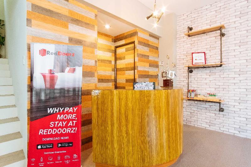 Reddoorz Plus Near Osmena Highway 2 Hotel Manila Ngoại thất bức ảnh