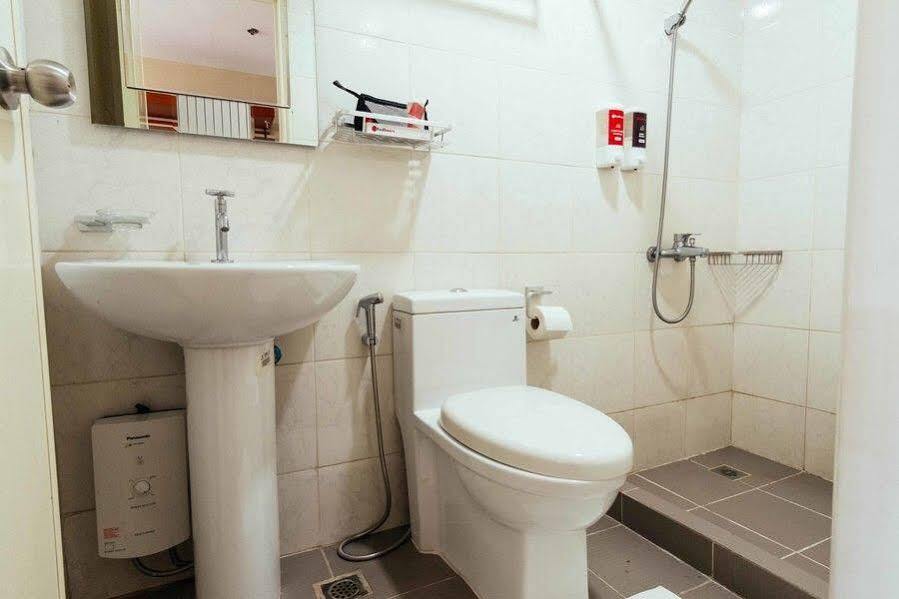 Reddoorz Plus Near Osmena Highway 2 Manila Ngoại thất bức ảnh